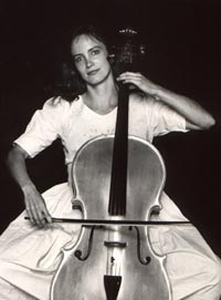 Cellist Michelle Kyle